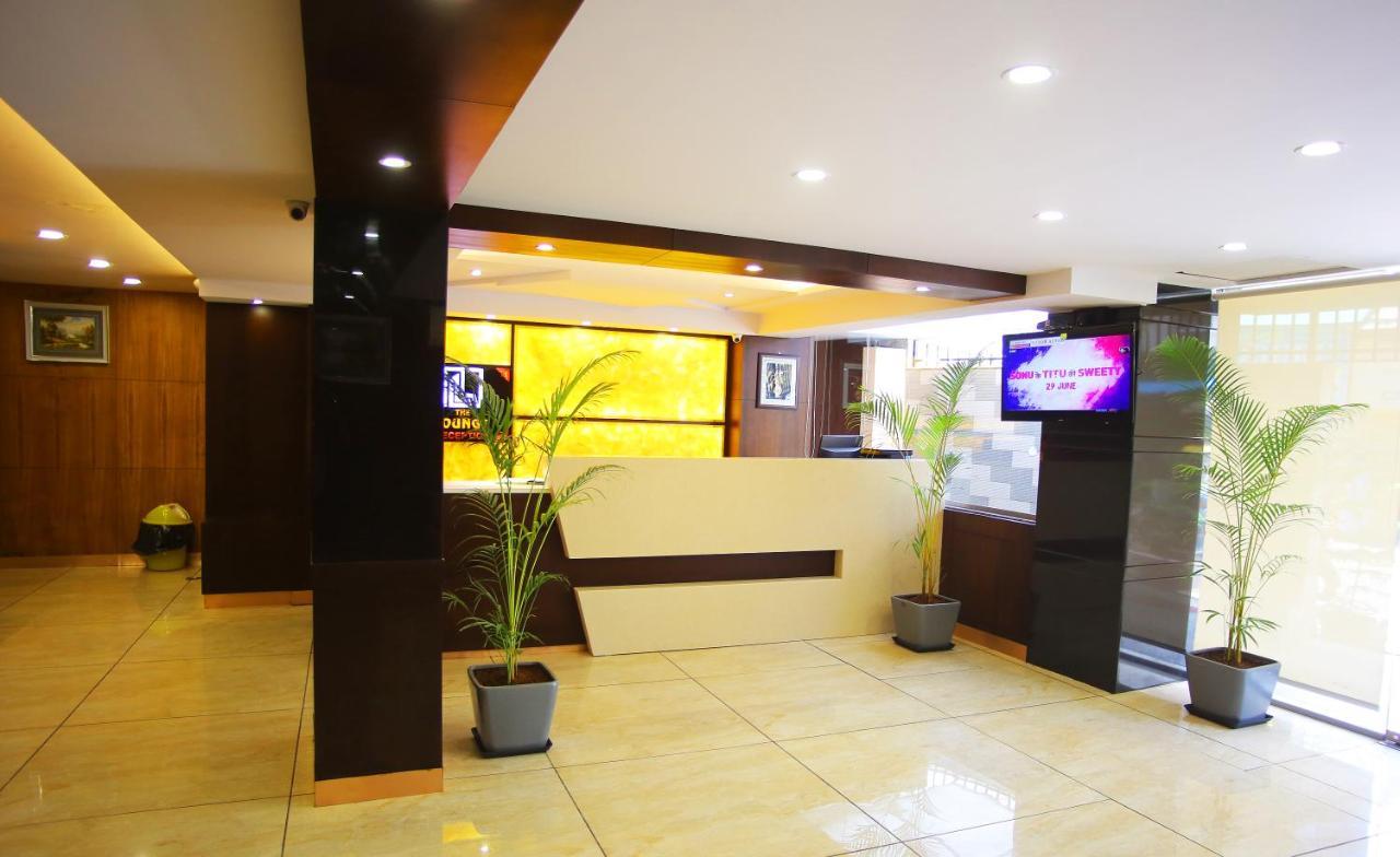 The Lounge Business Hotel บังกาลอร์ ภายนอก รูปภาพ