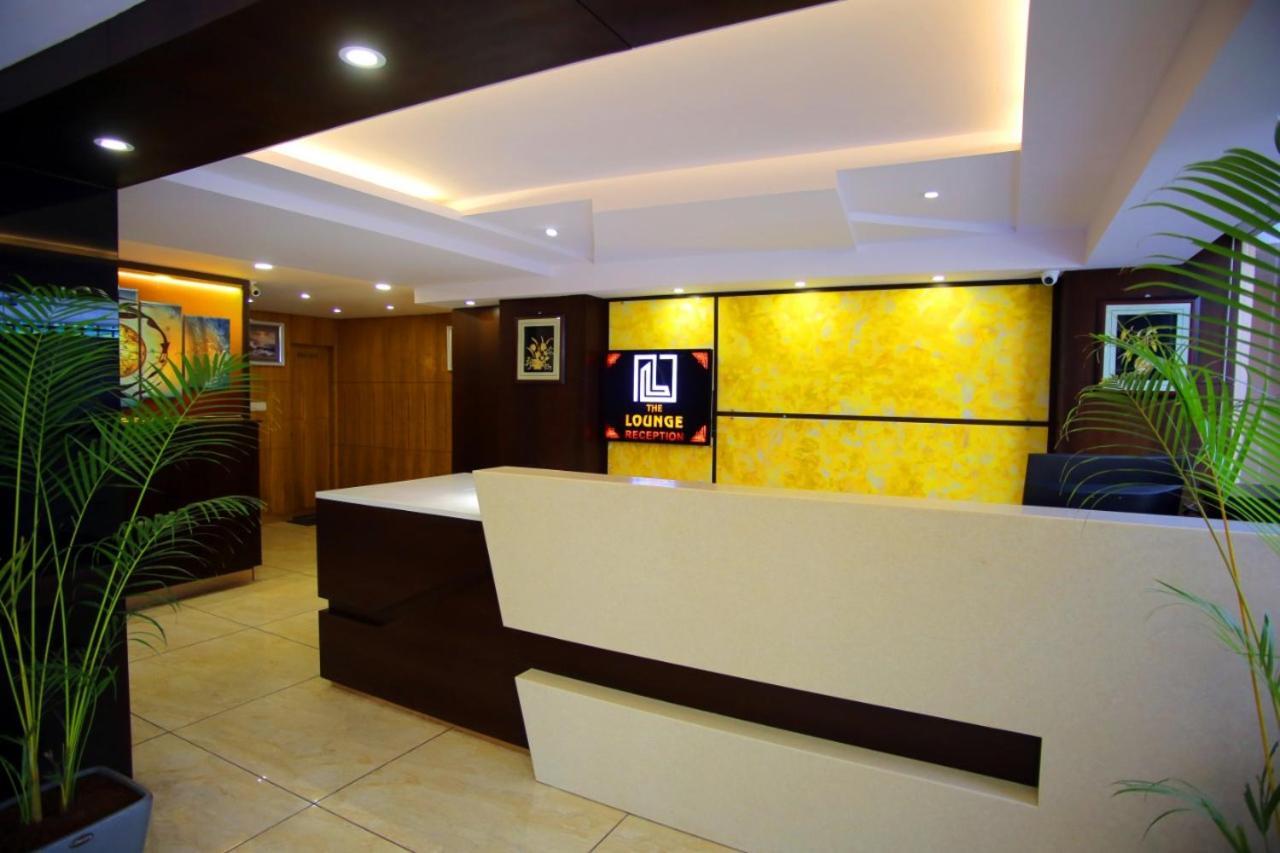 The Lounge Business Hotel บังกาลอร์ ภายนอก รูปภาพ
